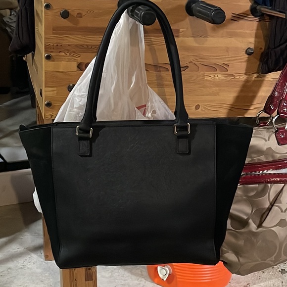 Kate Spade New York Black Leather Suede Trim Purse NWOT - Picture 9 of 10